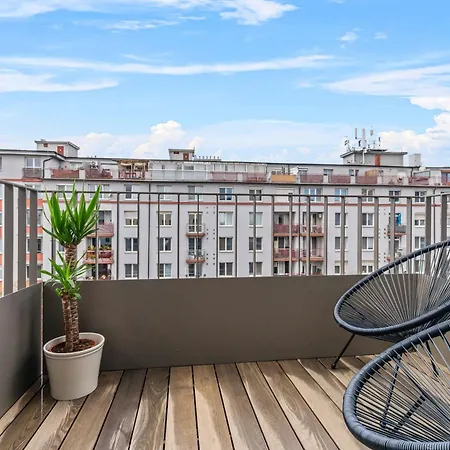 Lam Orange Ac - Balcony *